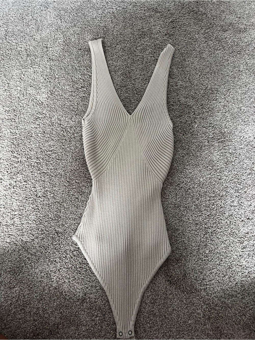 Abercrombie & Fitch Ribbed V-Neck Bodysuit in Beige
